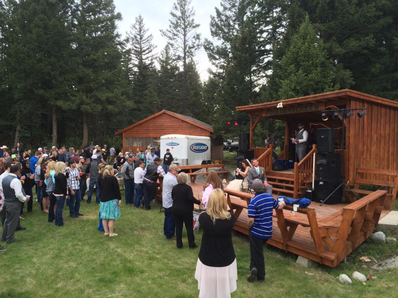 Boulder Creek Lodge Maxville Bagian luar foto