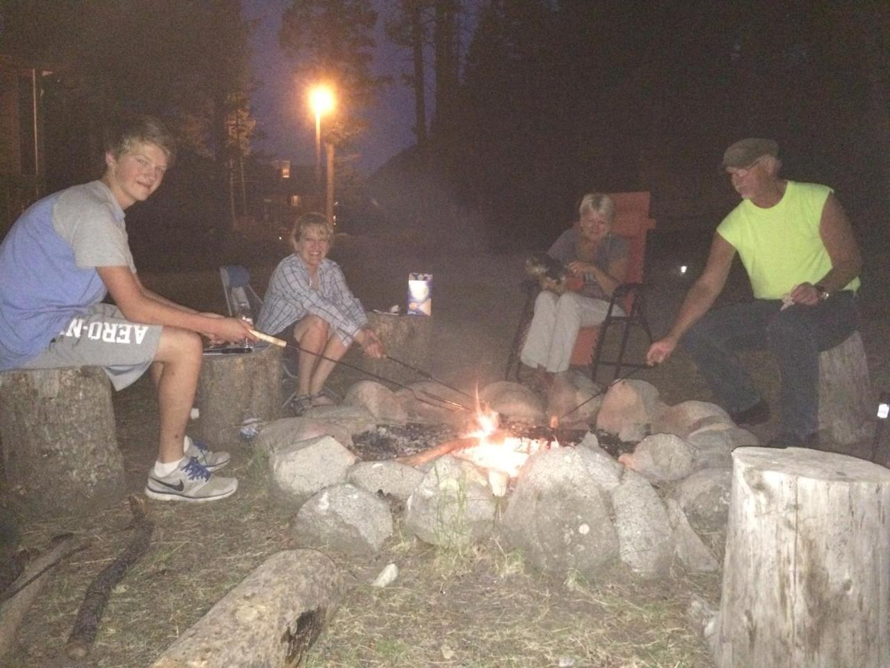 Boulder Creek Lodge Maxville Bagian luar foto